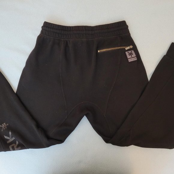 Zoo York black sweat pants with zippered pockets. Size M. - Picture 2 of 10